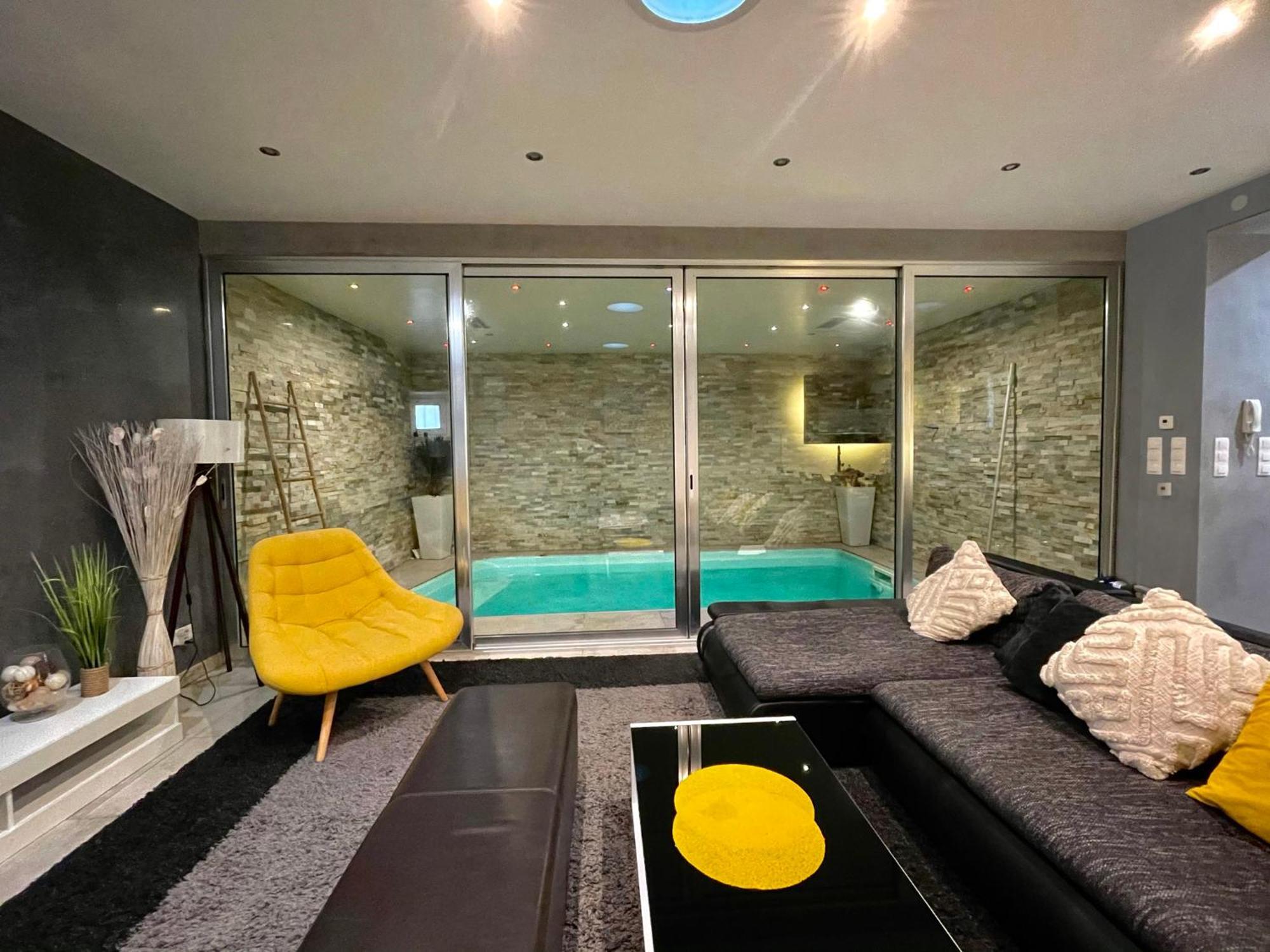 Appartement Standing Piscine Interieur Privatisee . Mutzig Exterior photo