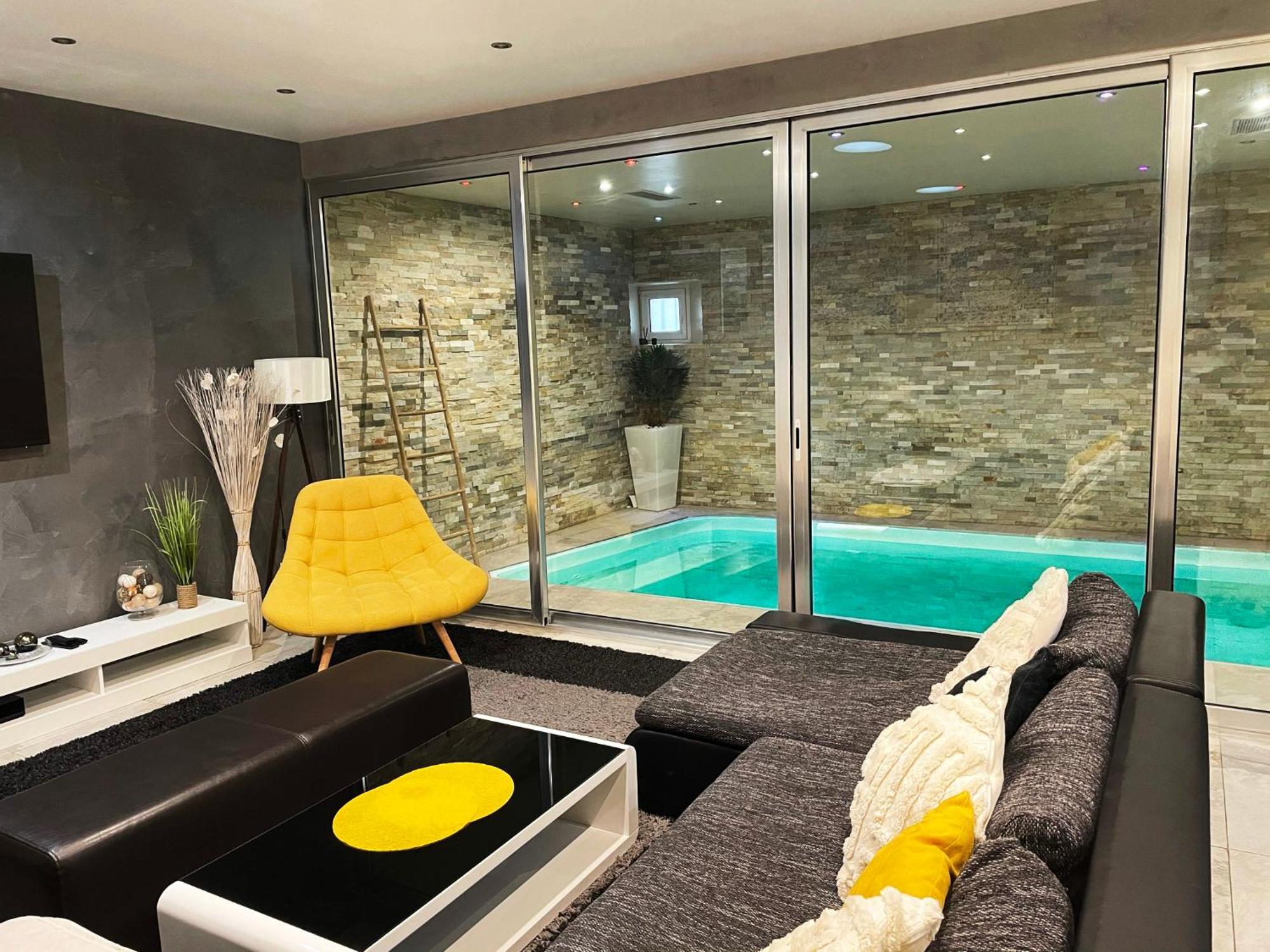 Appartement Standing Piscine Interieur Privatisee . Mutzig Exterior photo